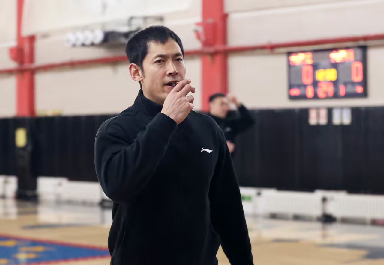 🏀天津VS新疆前瞻：少帅斗法张庆鹏PK刘炜 新疆客场冲4连胜